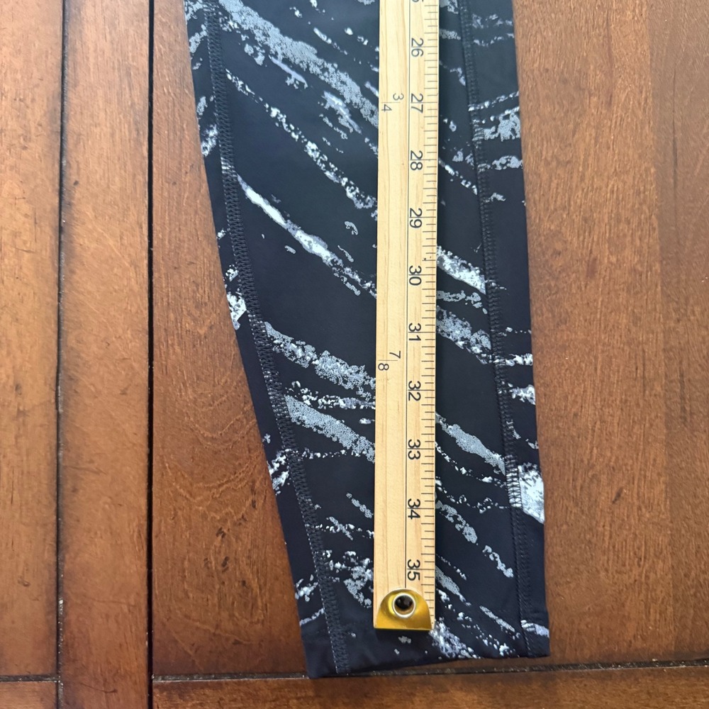 PINK Victoria's Secret Active Leggings Black Silver Metallic Marble Print Medium - Picture 7 of 8